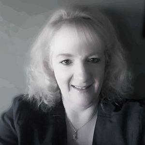 Meet your Posher, Nora